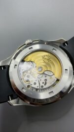 Patek Philippe Aquanaut 5167A-001 Super Clone - Image 5