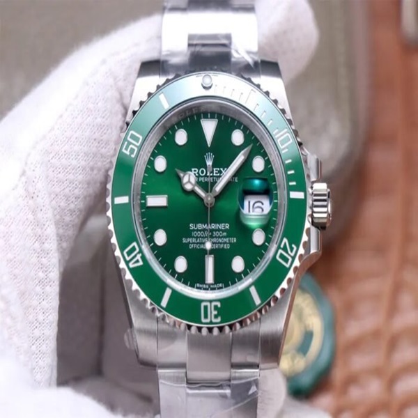 4d39d6_088739c328be410e811181d243288a96mv2-700x525 1:1 Superclone submariner (hulk) - Image 1