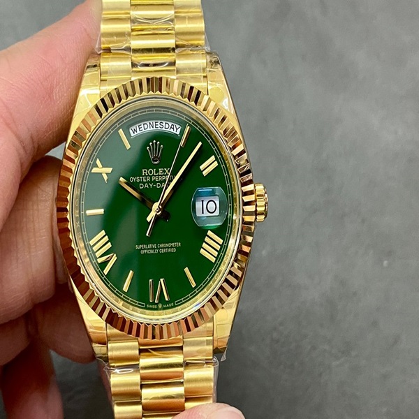 4d39d6_dc36e9dbb7fd421586d2da016d64b91bmv2 Day Date Rolex Weekly Journal 18K Yellow Gold Plated counter weight(Green dial gold daydate) - Image 1